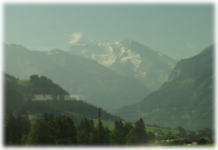 �ԑ����猩����R����